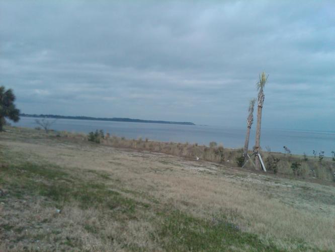 View before crossing the bridge onto the beaches.